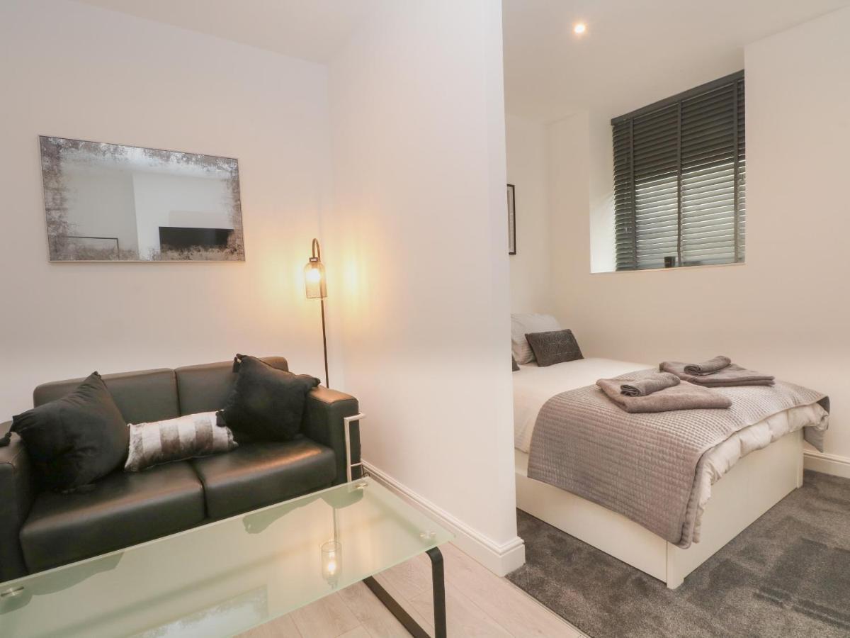 24 Apartment